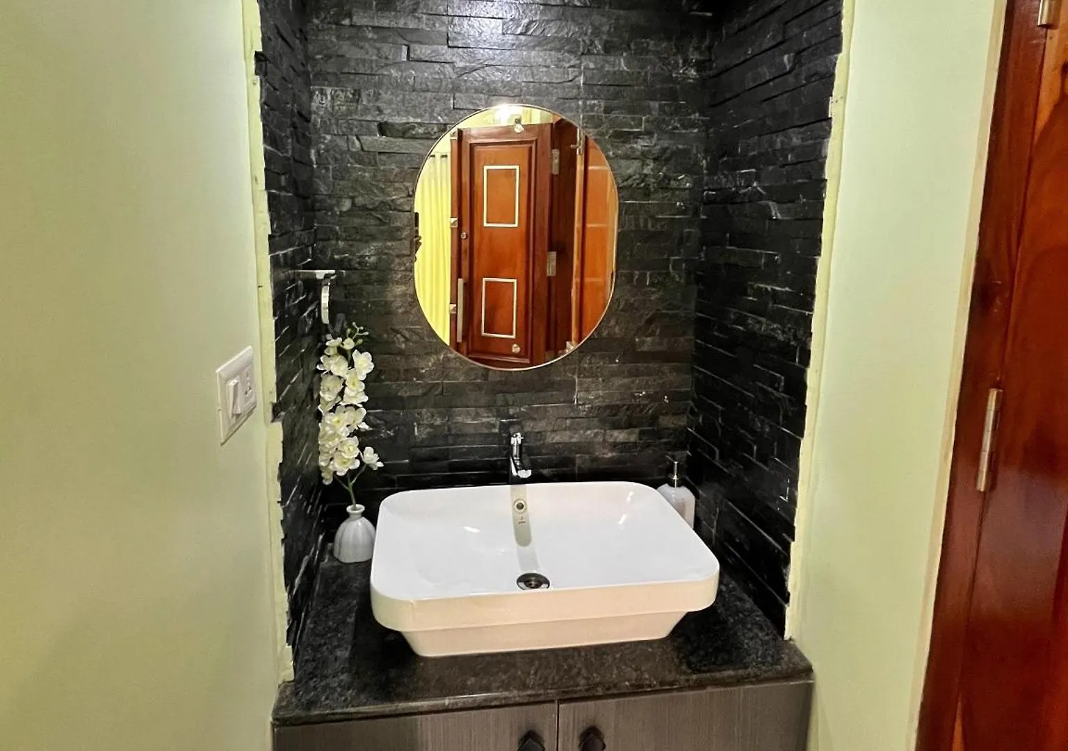 The Nest Cozy Retreat In Kovalam Apartment Thiruvananthapuram