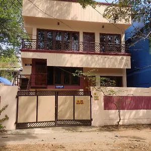 Lodge Sreevalsam, Thiruvananthapuram